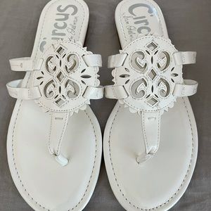 Circus by Sam Edelman, Canyon Medallion Flat Sandals 6.5